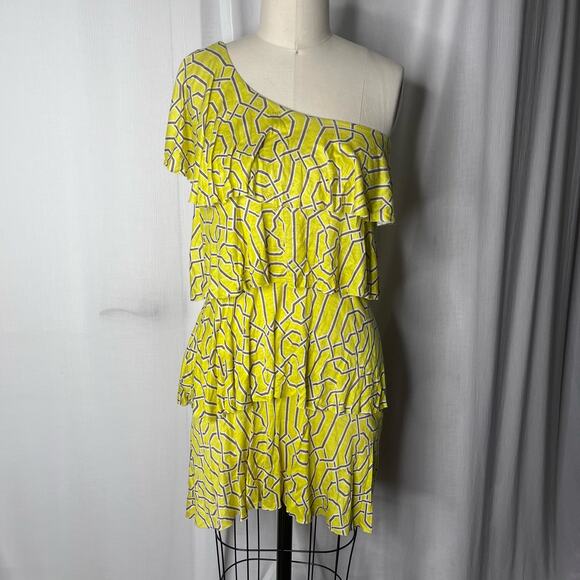Tbags Los Angeles Yellow Off Shoulder Ruffle Mini Dress Small - Picture 1 of 6